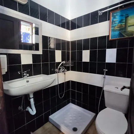 Rhodes Youth Hostel Adults Only 18-40 Rhodes City Oda fotoğraf