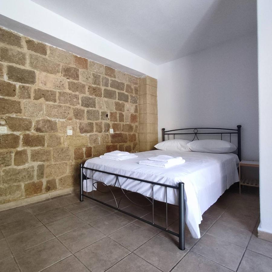 Rhodes Youth Adults Only 18-40 Hostel *