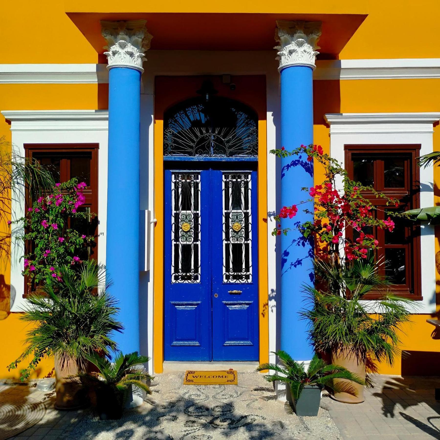 Rhodes Youth (adults Only) Hostal