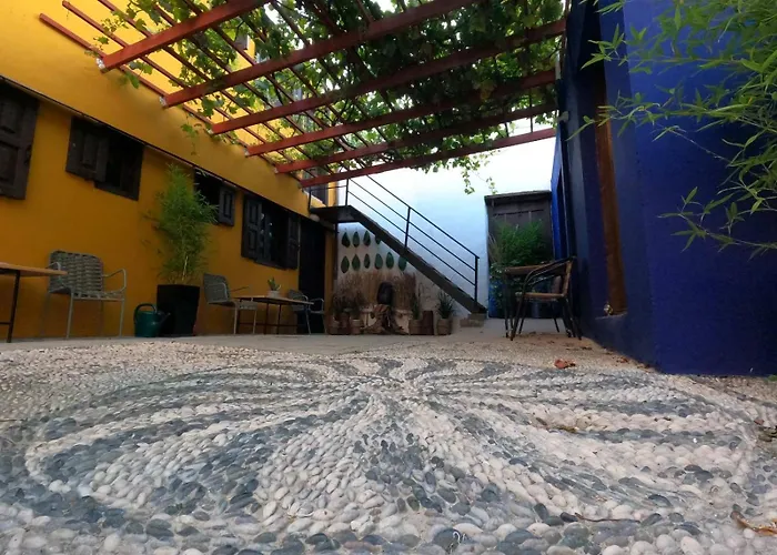 Rhodes Youth Hostel (Adults Only)